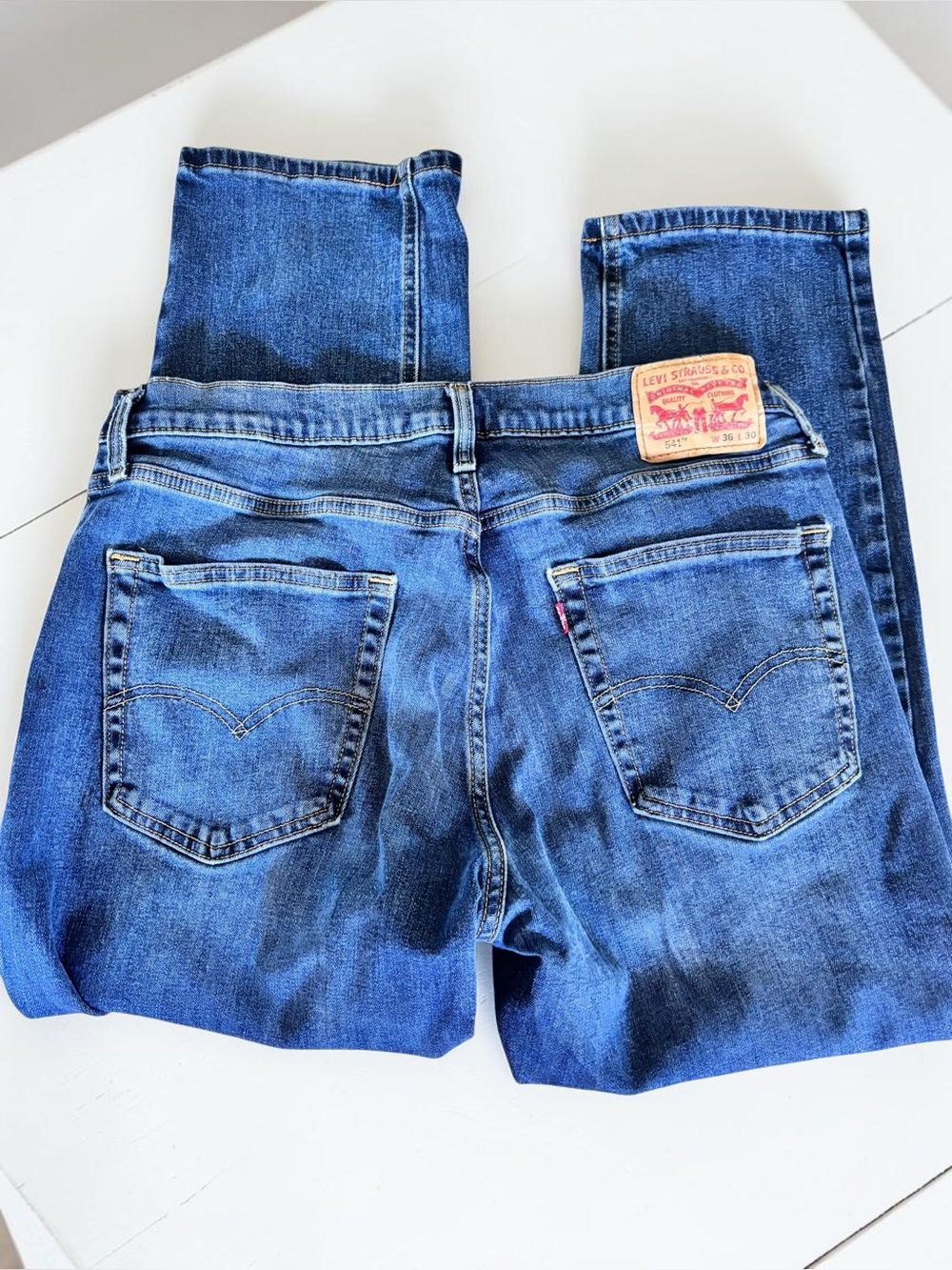 Levis 541 Athletic Fit Jeans Mens 36x30 Medium Wash Denim